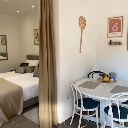 Studio Apartment Lu Rupa Luaran gambar